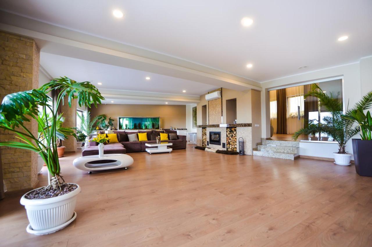 Casa Miralago Boutique Adults Only Tulcea Eksteriør bilde